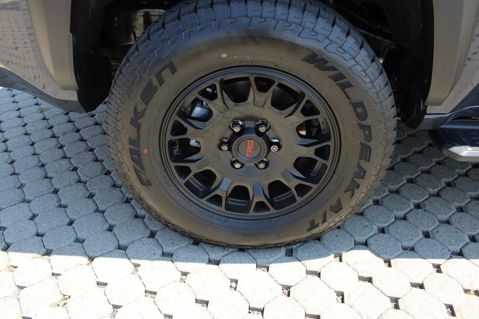 Certified 2026 Toyota 4Runner TRD Off-Road Premium w/ Tow Technology Package AWD/4WD image 14