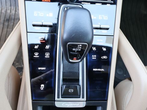 Used 2019 Porsche Cayenne SUV AWD image 73