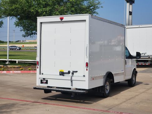 New 2025 Chevrolet Express 3500 w/ Power Convenience Package image 13