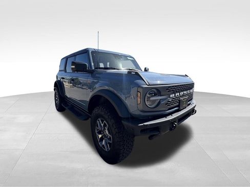 Used 2024 Ford Bronco Badlands AWD/4WD image 5