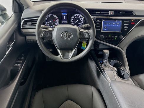Used 2018 Toyota Camry LE FWD image 20