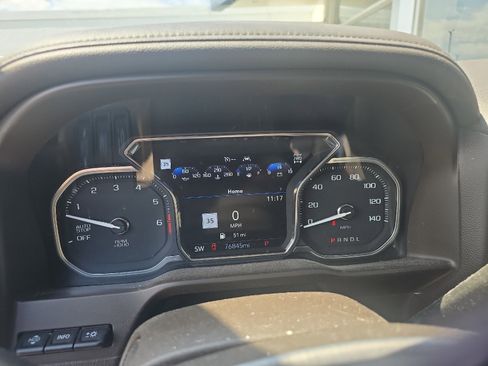 Used 2020 GMC Sierra 1500 Denali w/ Denali Ultimate Package AWD/4WD image 10