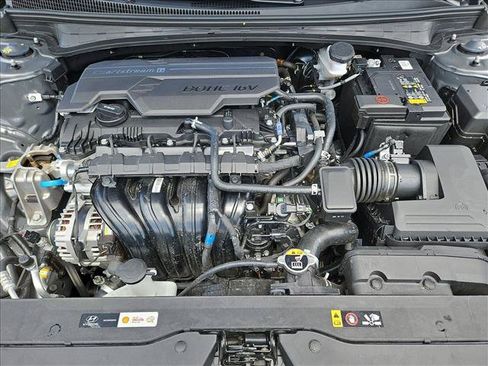 Used 2026 Hyundai Elantra Sport FWD image 22