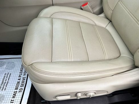Used 2019 GMC Acadia Denali w/ Technology Package AWD/4WD image 27
