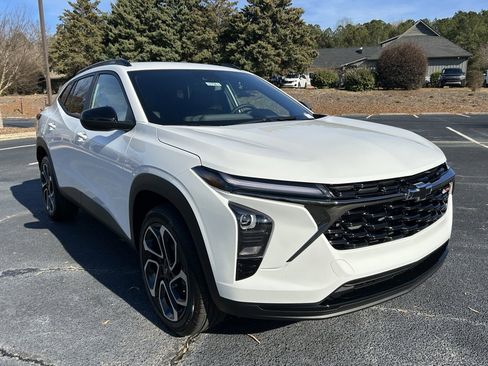 New 2026 Chevrolet Trax RS image 15