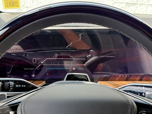 New 2026 Cadillac Escalade Platinum Sport w/ LPO, ONYX Package AWD/4WD image 24