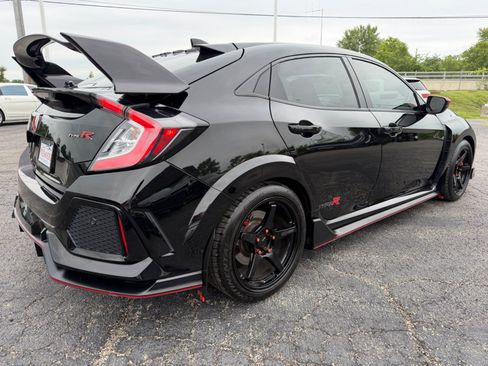 Used 2017 Honda Civic Type R image 16