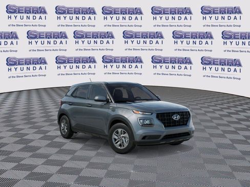 New 2026 Hyundai Venue SE image 2