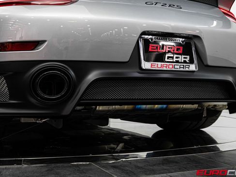 Used 2018 Porsche 911 GT2 RS image 28