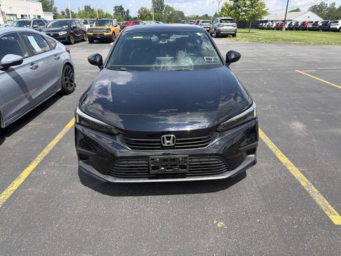 Used 2023 Honda Civic Sport image 13