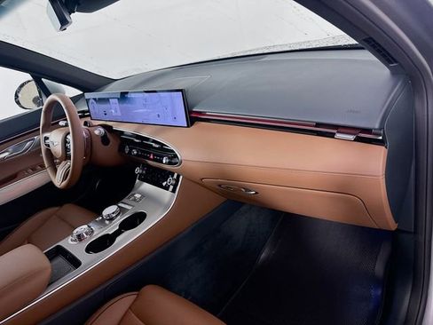 Certified 2026 Genesis GV70 2.5T Advanced image 30