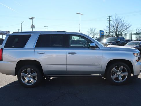Used 2017 Chevrolet Tahoe Premier image 11
