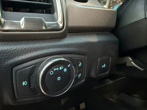 Used 2019 Ford Ranger XLT w/ Equipment Group 302A Luxury AWD/4WD image 14