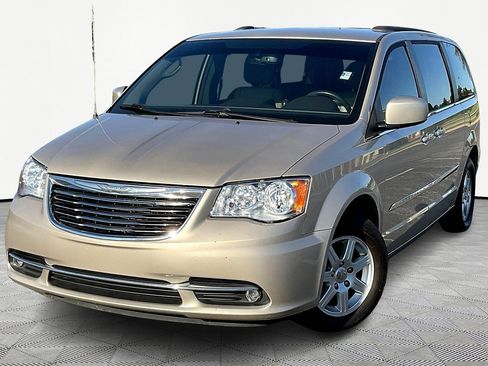 Used 2012 Chrysler Town & Country Touring w/ Entertainment Group #1 image 2
