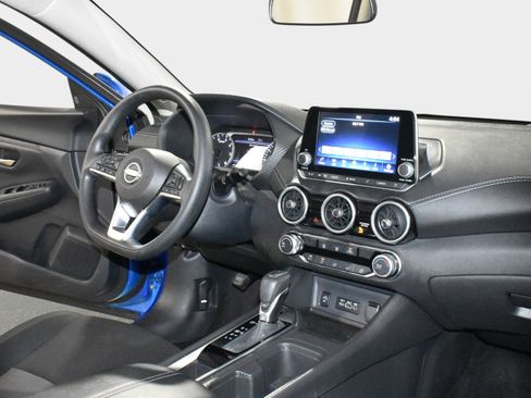 Used 2025 Nissan Sentra SV FWD image 28