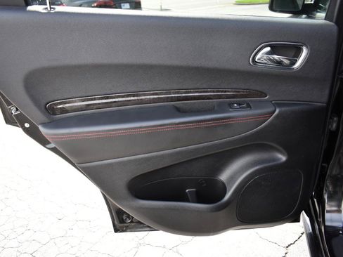 Used 2013 Dodge Durango R/T w/ Leather Interior Group RWD image 38