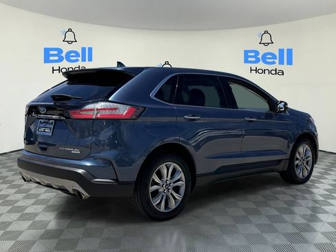 Used 2019 Ford Edge Titanium w/ Equipment Group 301A FWD image 4