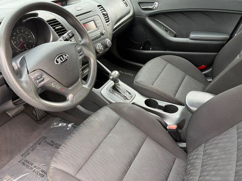 Used 2016 Kia Forte LX image 11