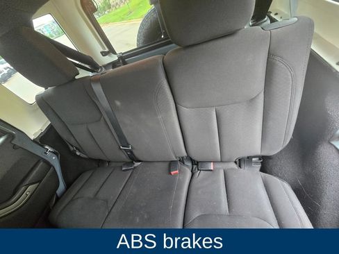 Used 2015 Jeep Wrangler Unlimited Sport AWD/4WD image 13