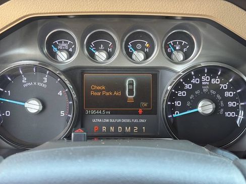 Used 2011 Ford F350 Lariat w/ Lariat Interior Pkg AWD/4WD image 12