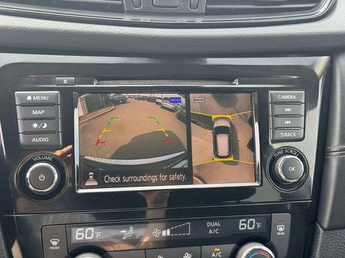 Used 2020 Nissan Rogue SL image 27