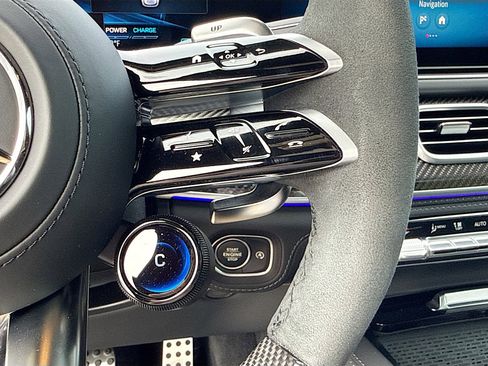 Used 2025 Mercedes-Benz GLS 63 AMG 4MATIC image 40