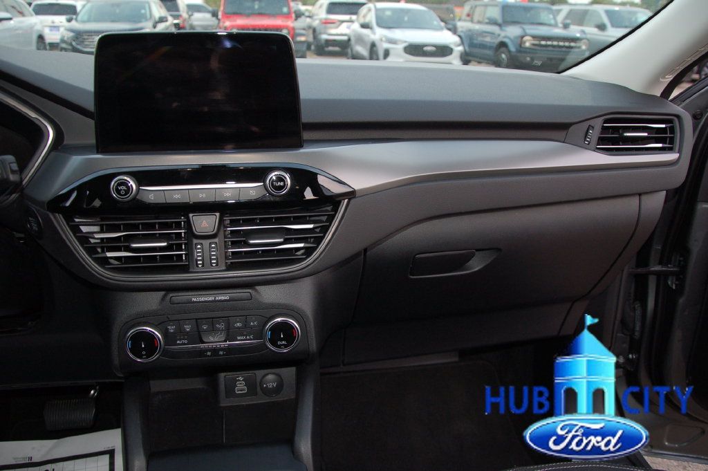Used 2025 Ford Escape Active FWD image 20