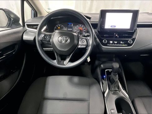 Used 2024 Toyota Corolla LE FWD image 17
