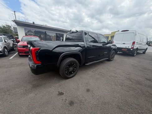 Used 2022 Toyota Tundra SR5 w/ Convenience Package RWD image 11