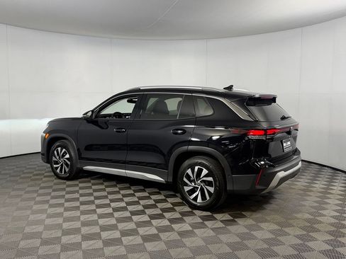 Used 2026 Volkswagen Tiguan S FWD image 10