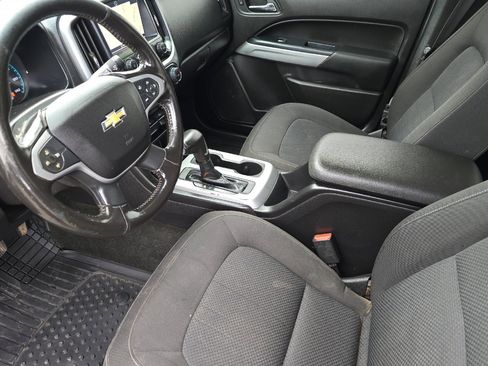 Used 2016 Chevrolet Colorado LT w/ LT Convenience Package image 9