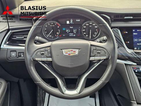 Used 2024 Cadillac XT6 Premium Luxury image 27