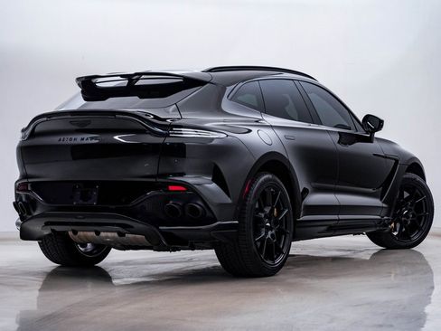 Used 2023 Aston Martin DBX 707 image 9