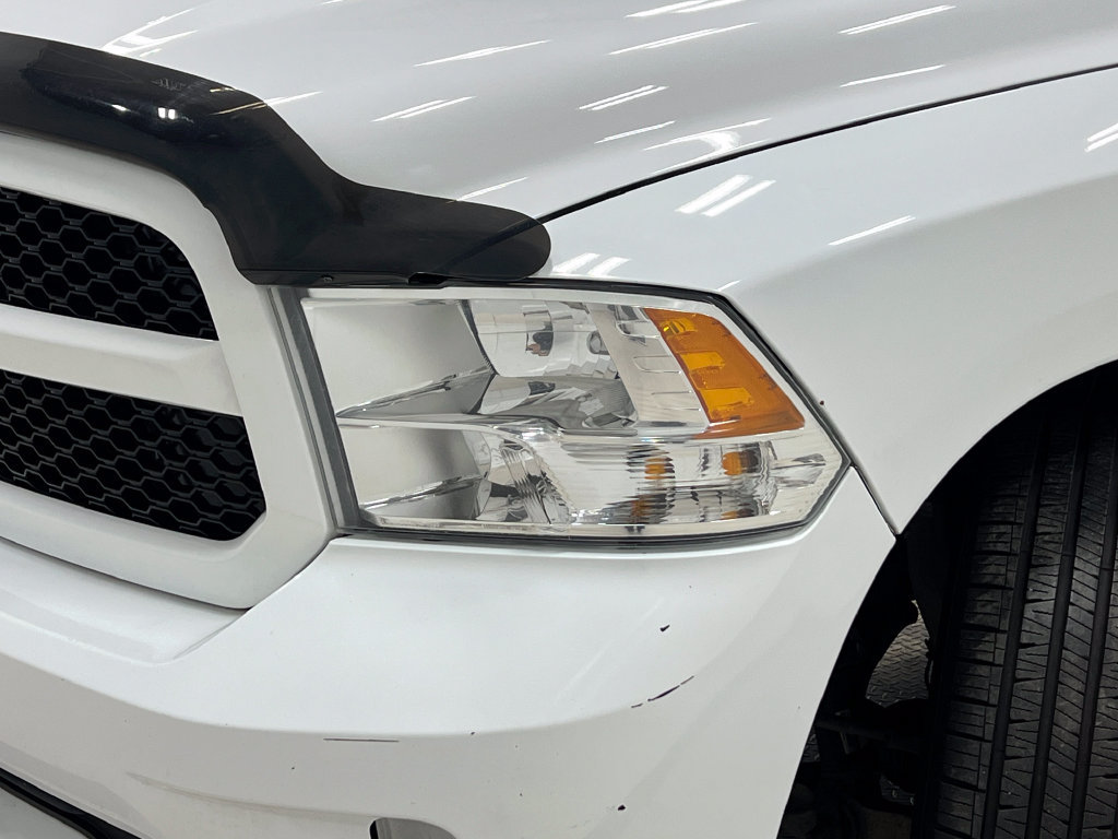 Used 2014 RAM 1500 Express AWD/4WD image 32