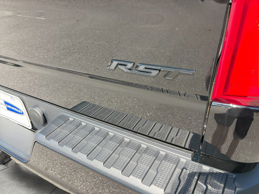 New 2026 Chevrolet Silverado 1500 RST w/ Redline Edition RWD image 10