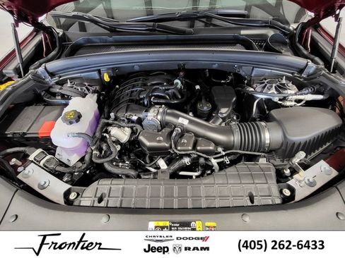 New 2025 Jeep Grand Cherokee L Laredo w/ Luxury Tech Group I image 9