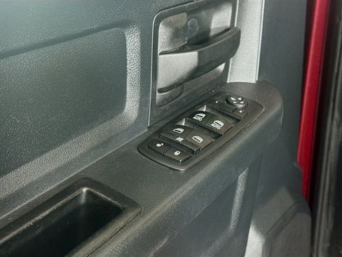 Used 2017 RAM 1500 Express image 22