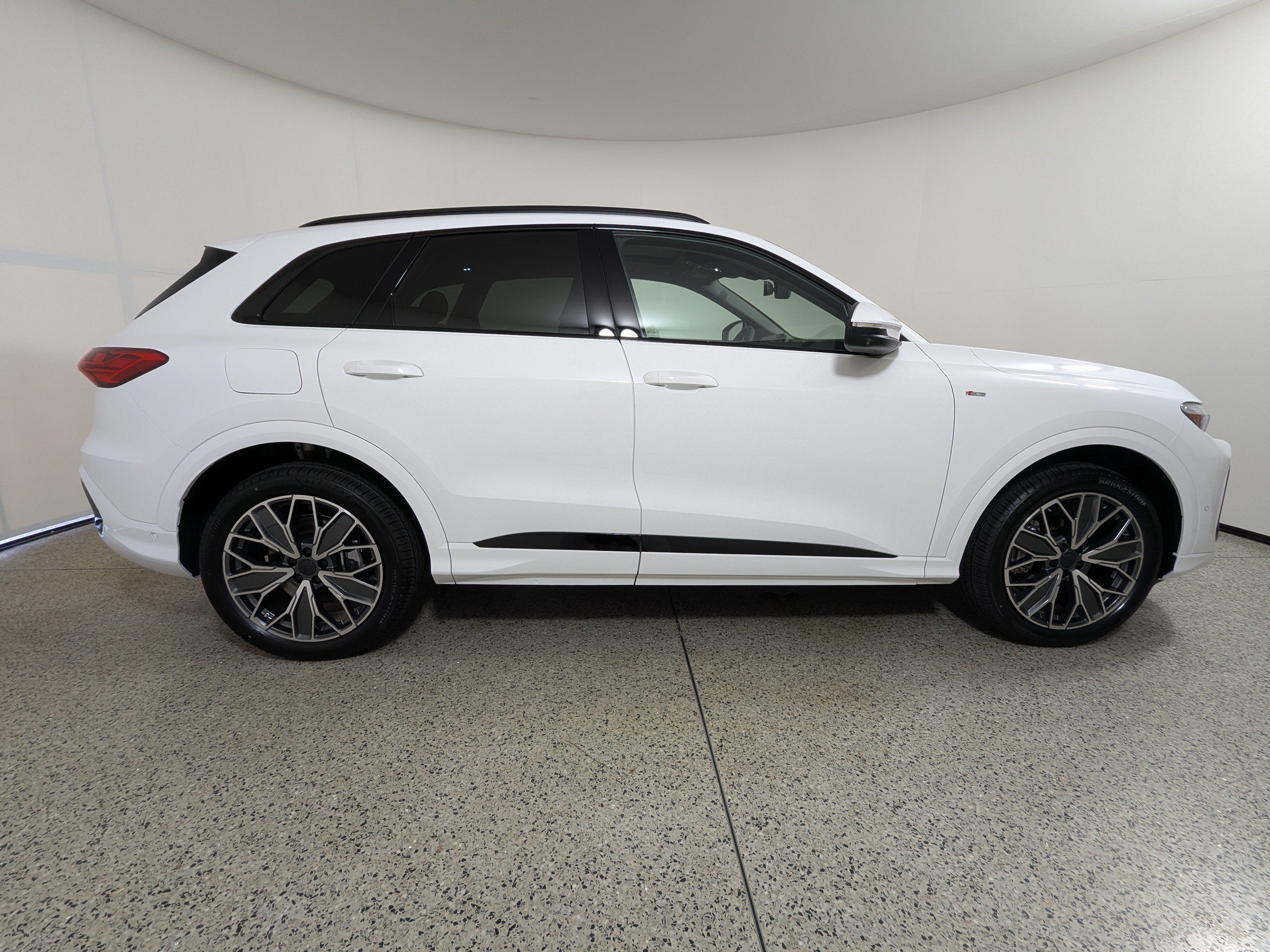 New 2026 Audi Q5 Prestige AWD/4WD image 8