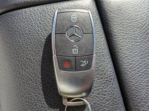 Used 2020 Mercedes-Benz GLE 450 4MATIC image 29