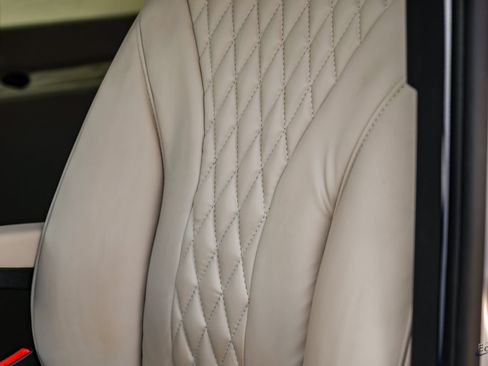 Used 2023 Mercedes-Benz Sprinter 3500 image 36