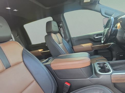 Used 2023 Chevrolet Silverado 2500 High Country w/ Z71 Off-Road Package AWD/4WD image 29