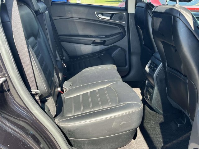 Used 2019 Ford Edge SEL w/ Equipment Group 201A AWD/4WD image 23