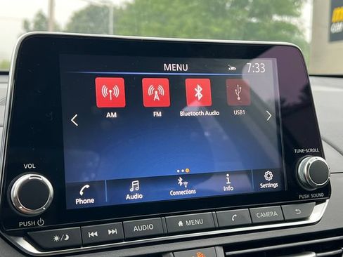 New 2026 Nissan Altima 2.5 SV FWD image 18