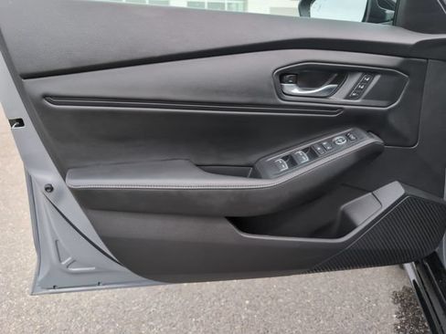 Used 2025 Honda Accord Sport image 16