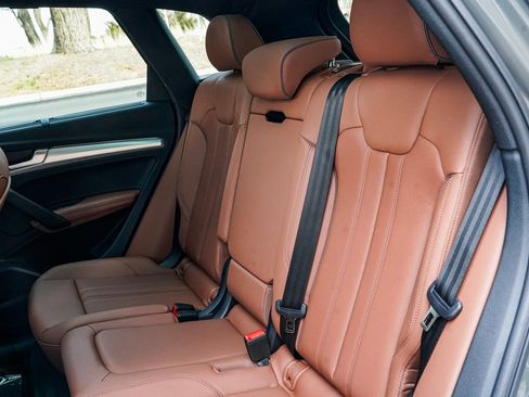 Used 2025 Audi Q5 Prestige image 18