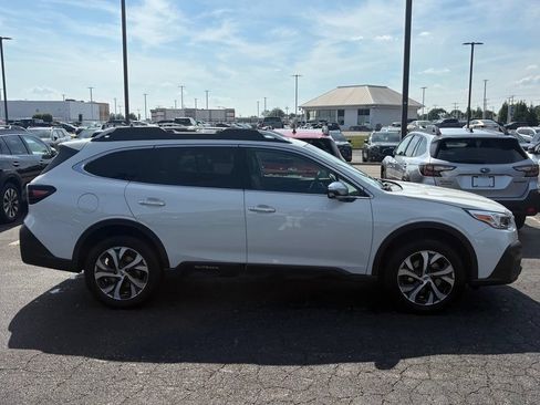 Certified 2021 Subaru Outback Touring AWD/4WD image 2