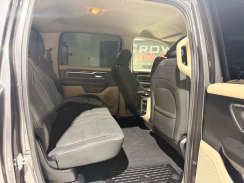 Used 2019 RAM 1500 Big Horn RWD image 12