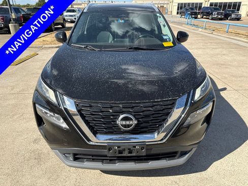 Used 2022 Nissan Rogue SV w/ SV Premium Package AWD/4WD image 2