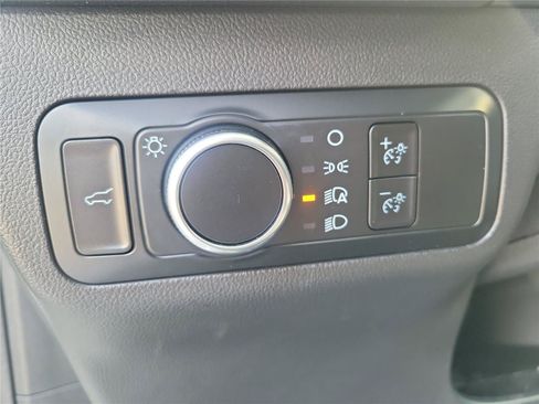 Used 2023 Ford Escape Active w/ Cold Weather Package FWD image 22