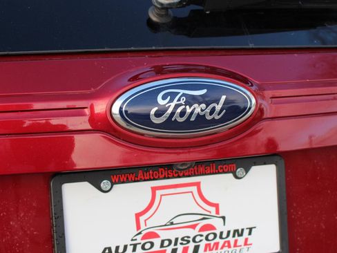 Used 2013 Ford Edge SEL image 44